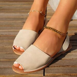 Elegant Cream Women's Sandals
